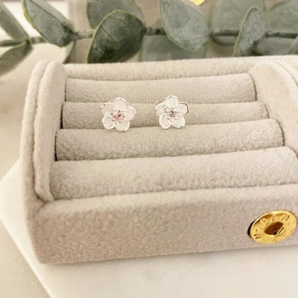 925 Sterling Silver Tiny Cherry Blossom Stud Earrings Tiny Flower Studs - Picture 2 of 5